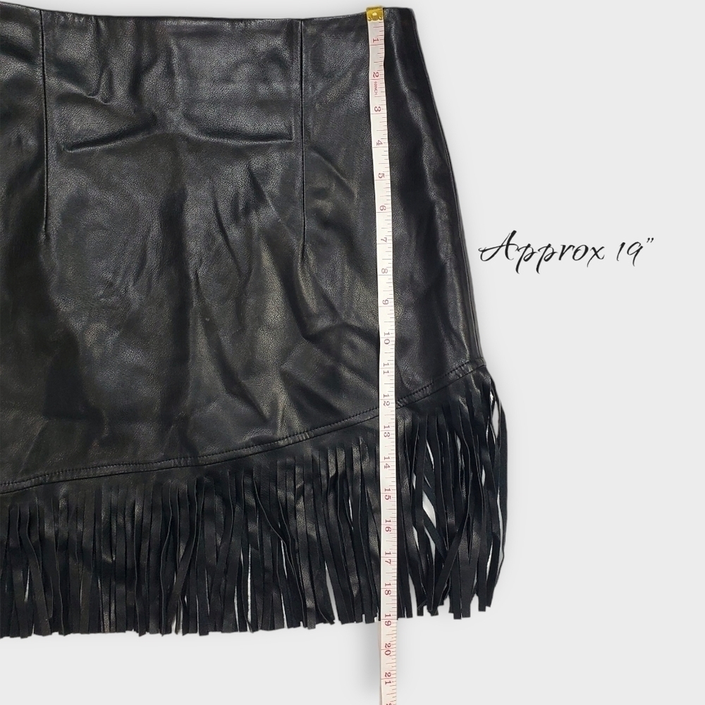Bagatelle Faux Leather Mini Skirt Small - Picture 5 of 8